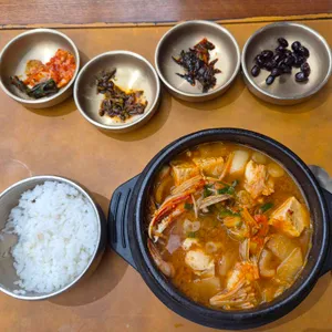 명가의 뜰 사진 2