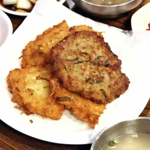 통큰누이네 육회빈대떡 사진