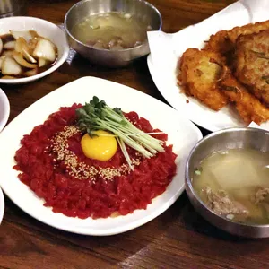 통큰누이네 육회빈대떡 사진