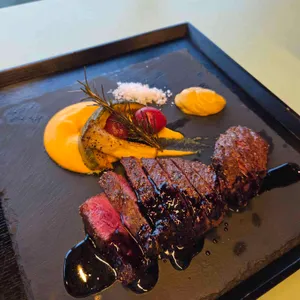 브라운핸즈통영국제음악당 사진