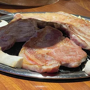 고기싸롱 대표 사진