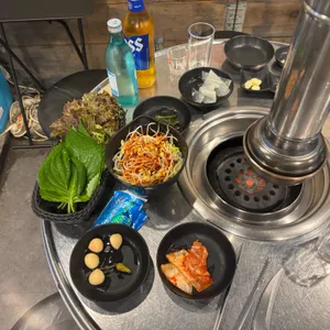 골목돼지 사진