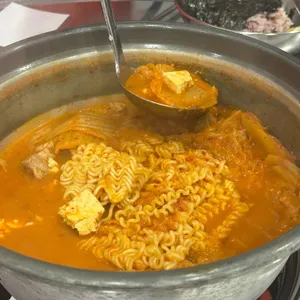 백채김치찌개 사진