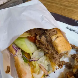 엔제리너스 사진