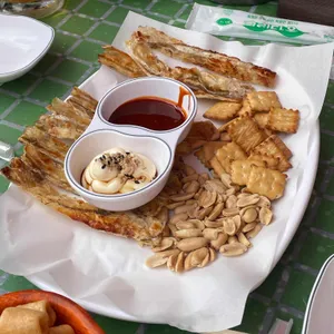 깜닭이야치킨 사진