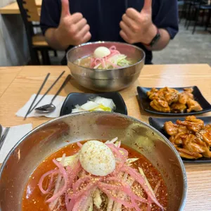 후다닥냉면 사진