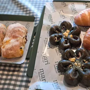 마리 베이커리 카페 사진