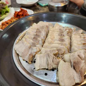 봉평메밀 본가보쌈 대표 사진