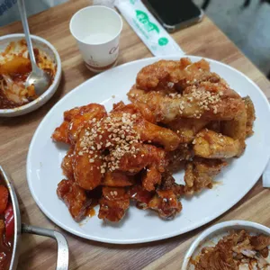 효명통닭 사진