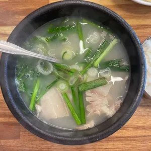 예림돼지국밥 사진 2