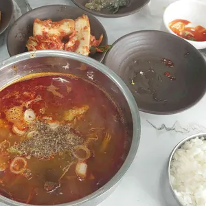황칠품은염소 사진