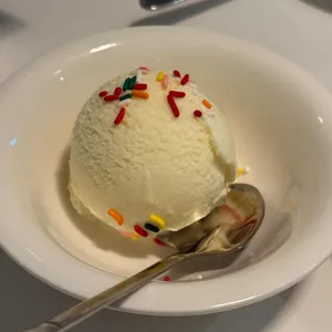 미드나잇썸머 대표 사진