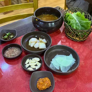 선사항아리보쌈 사진