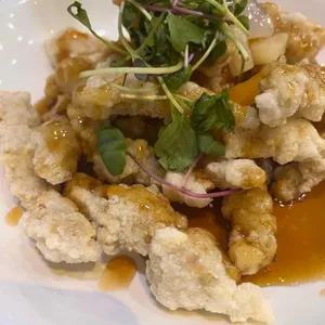 러러 대표 사진