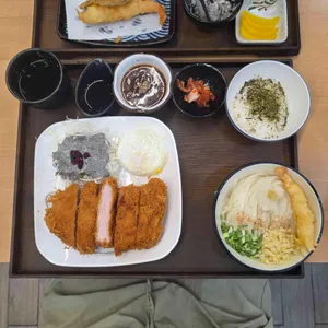 아키라 사진 1
