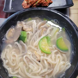 만나바지락칼국수 사진 1