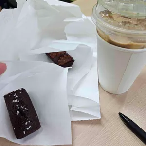 디베이크샵 대표 사진