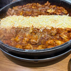 장인닭갈비 사진
