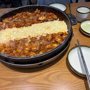 장인닭갈비 사진