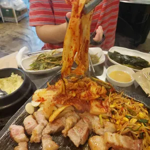 태백김치삼겹살 사진 1