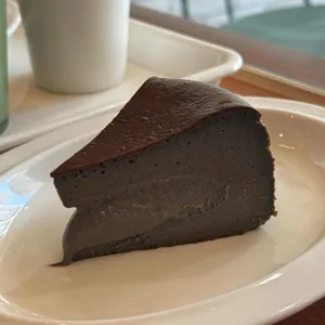 트키 도산 사진