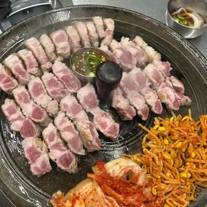 목구멍 사진