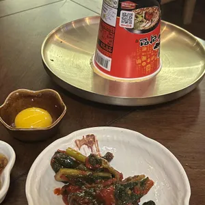동주 사진