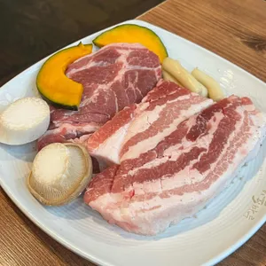 육마루 사진