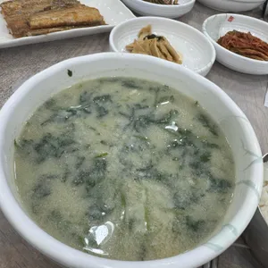 가죽나무 사진