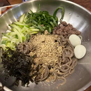 구돌면옥 사진 1