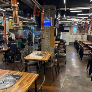 팔월잔칫날 리뷰 사진