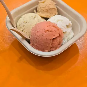 아이스걸크림보이 사진