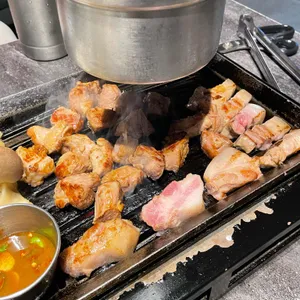 금돗 성산흑돼지 사진 1