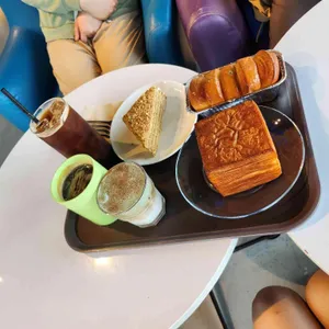 숲인더그로브 대표 사진