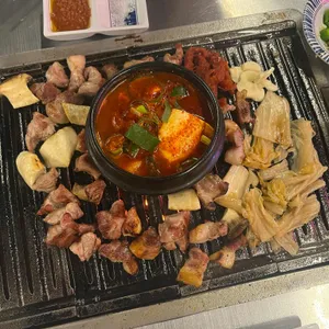 촌놈들연탄구이 대표 사진
