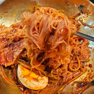 나아구 너밀면 사진