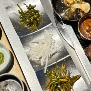 돈멜 사진