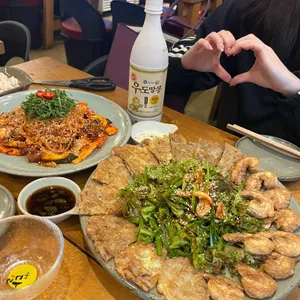 달 화명점 사진