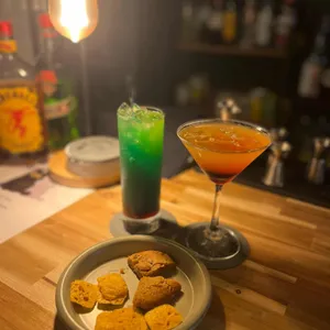 매드문 대표 사진