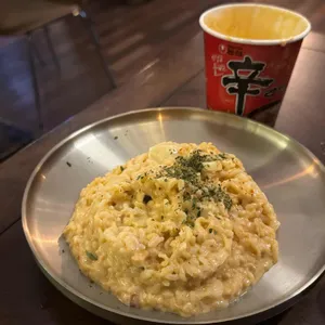 동주 사진