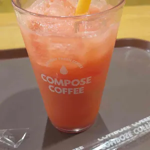 컴포즈커피 사진