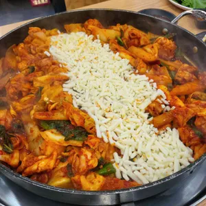 유정춘천닭갈비막국수 사진 2