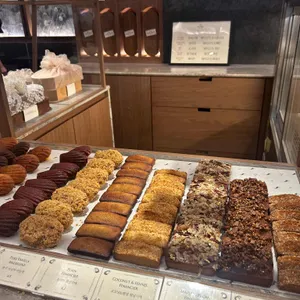 아틀리에폰드 베이크앤모어 사진