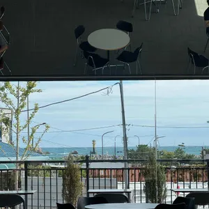 샬로우커피 리뷰 사진