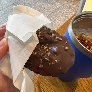 레브리 사진