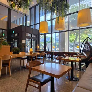 카페 포즈 리뷰 사진