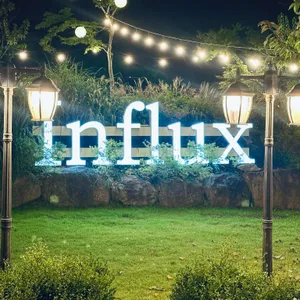 인플럭스 리뷰 사진