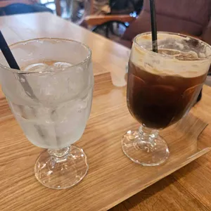 커피작품 대표 사진