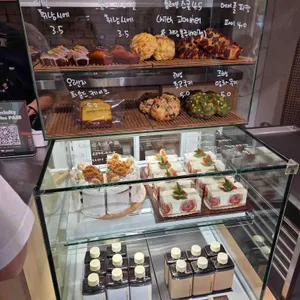 돌핀커피로스터스 리뷰 사진