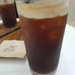 휴즈 대표 사진